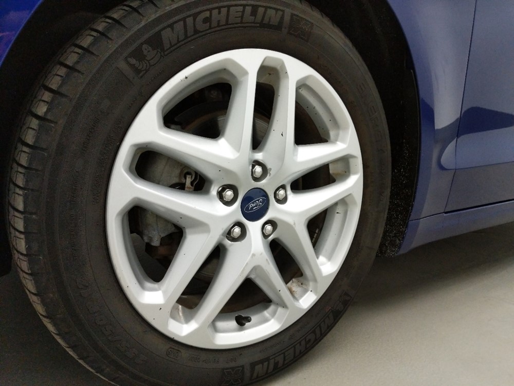 2014 Ford Fusion - Wheel