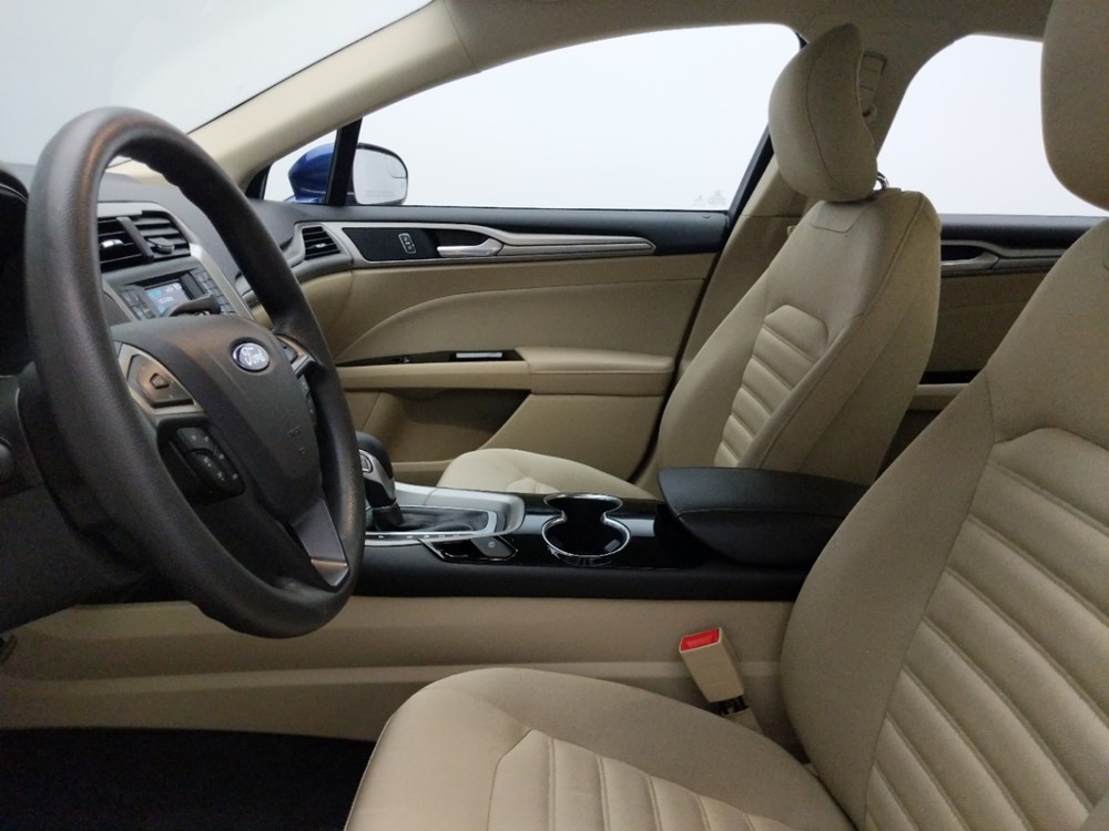 2014 Ford Fusion - Driver Front Seat