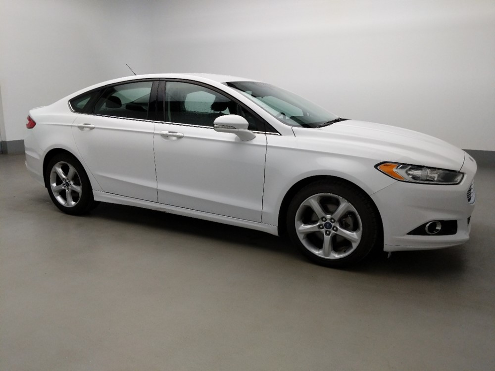 2016 Ford Fusion - Passenger Front Side