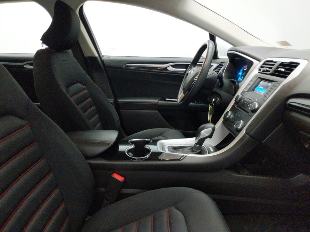 2016 Ford Fusion - Passenger Front Seat