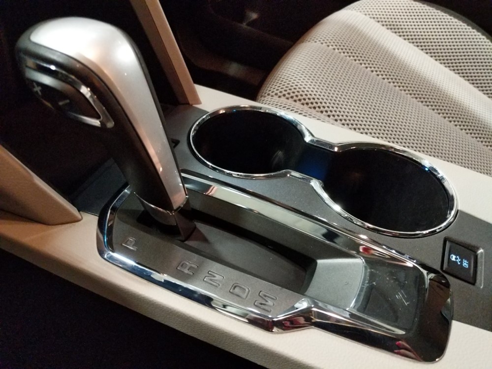 2015 Chevrolet Equinox - Center Console/Cup Holders