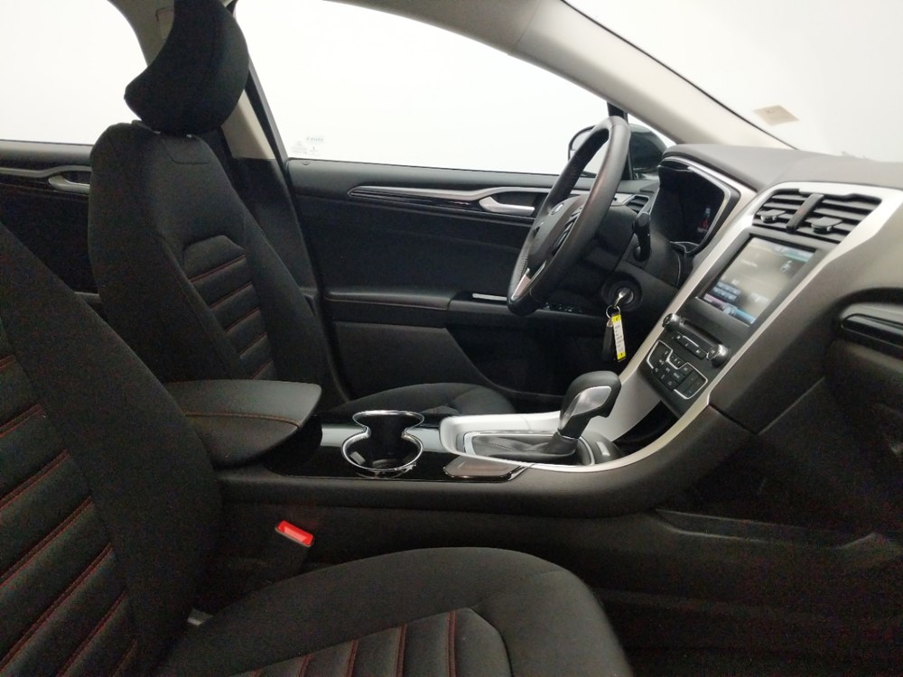 2016 Ford Fusion - Passenger Front Seat