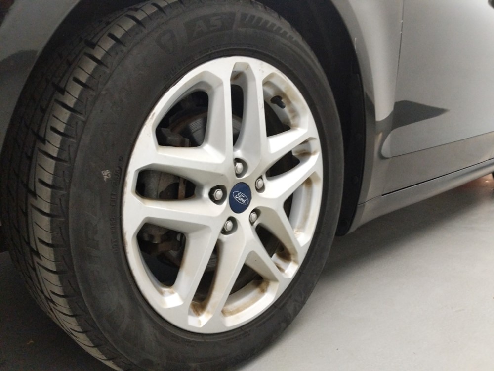 2016 Ford Fusion - Wheel