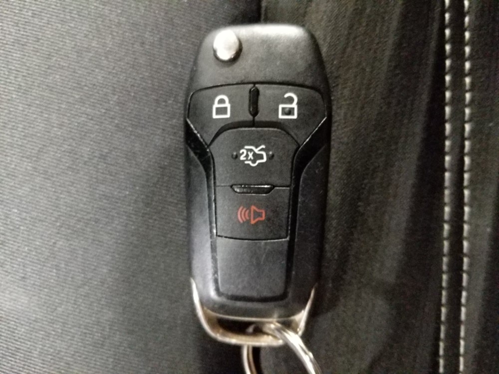 2016 Ford Fusion - Keys
