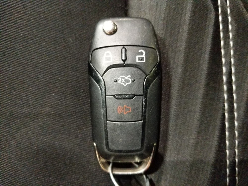2016 Ford Fusion - Keys