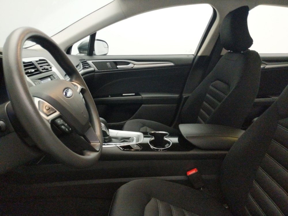 2015 Ford Fusion - Driver Front Seat