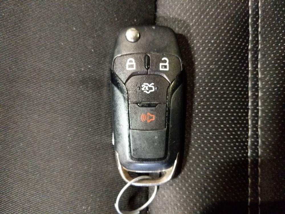 2015 Ford Fusion - Keys