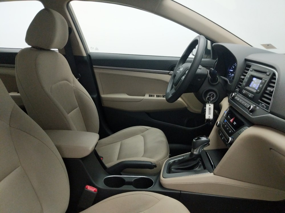 2017 Hyundai Elantra - Passenger Front Seat