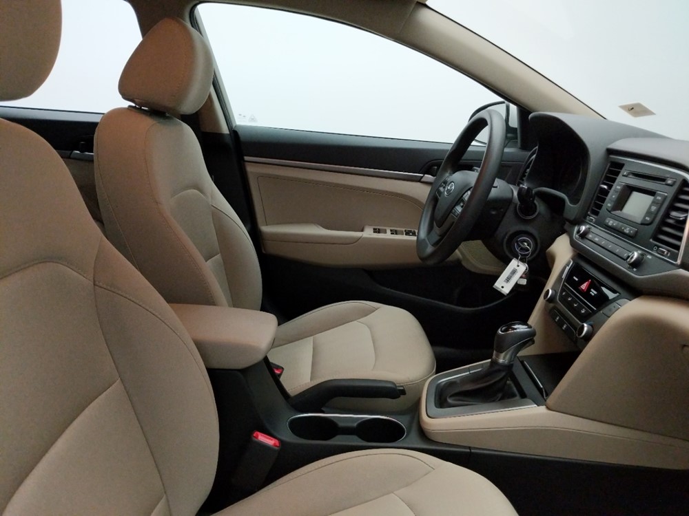 2017 Hyundai Elantra - Passenger Front Seat