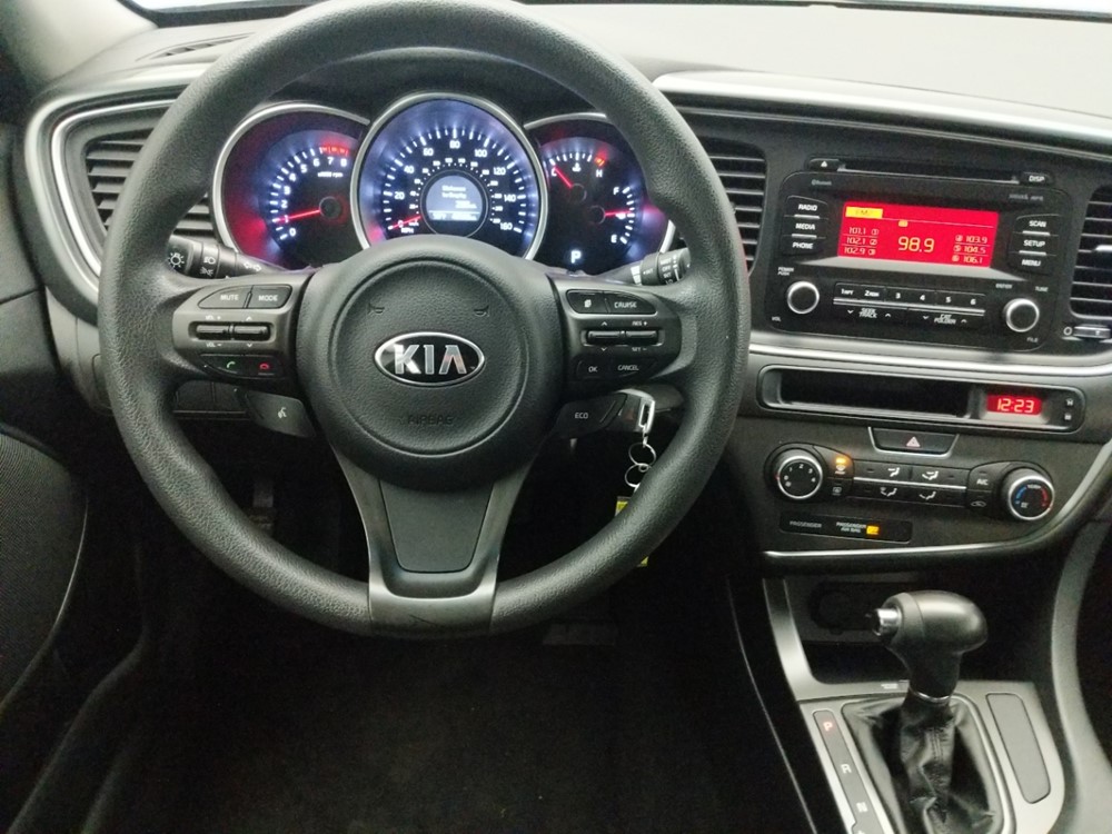 2015 Kia Optima - Driver Dash