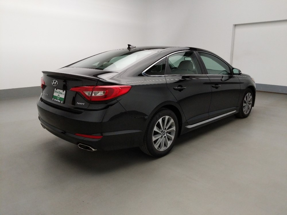 2016 Hyundai Sonata - Passenger Rear Bumper