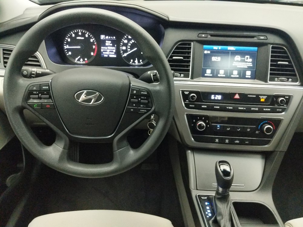 2016 Hyundai Sonata - Driver Dash