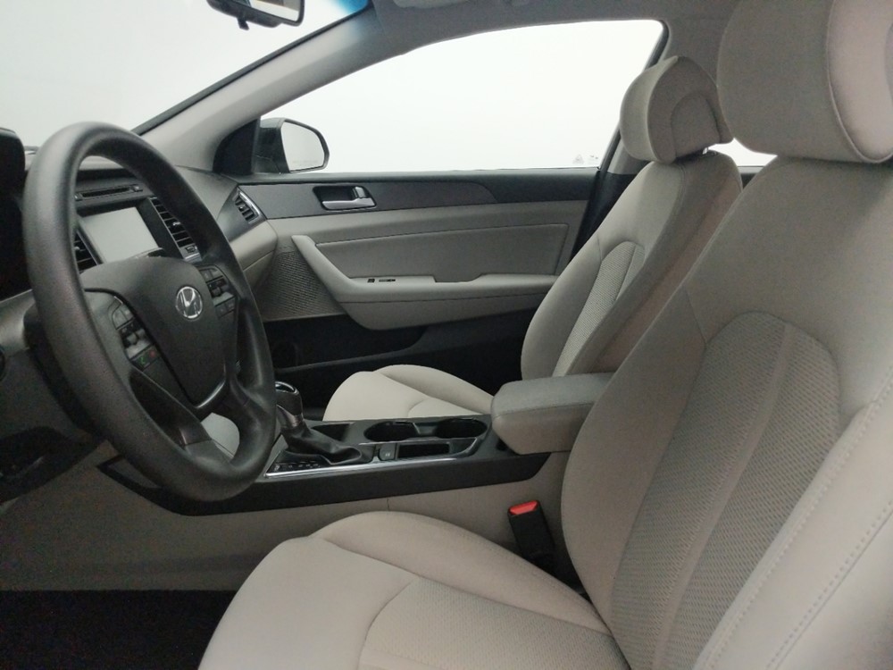 2016 Hyundai Sonata - Driver Front Seat