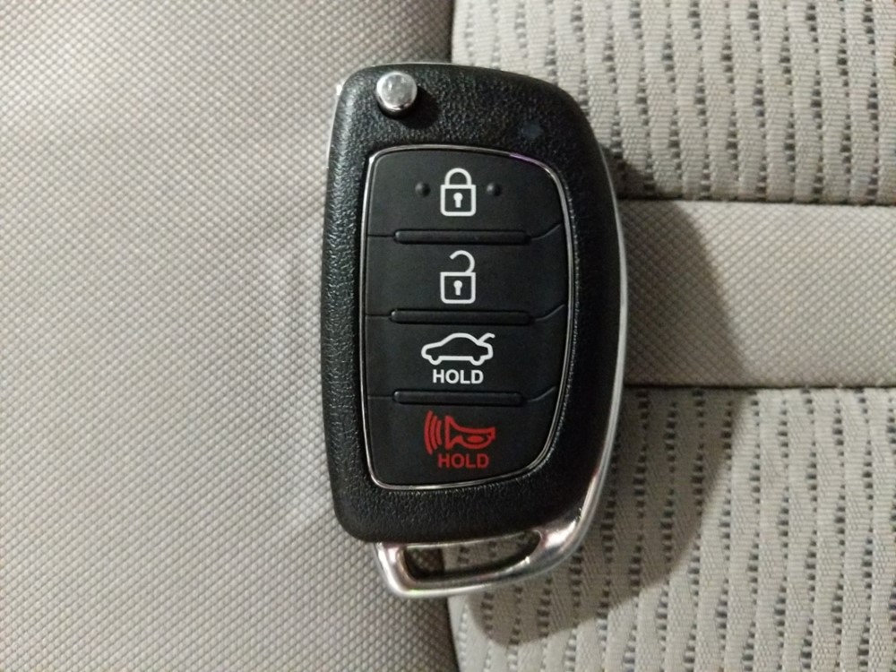 2016 Hyundai Sonata - Keys