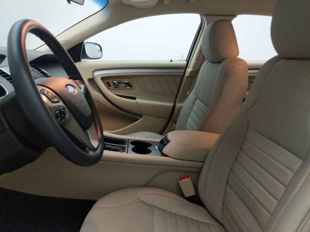 2015 Ford Taurus - Driver Front Seat
