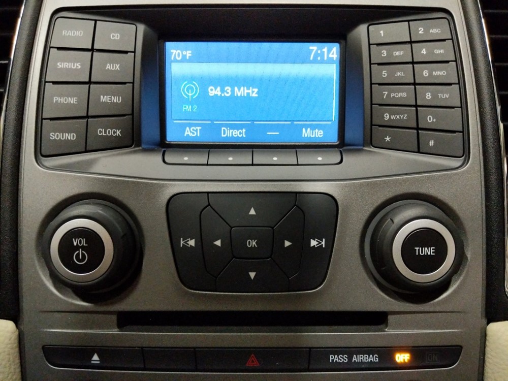2015 Ford Taurus - Stereo Package