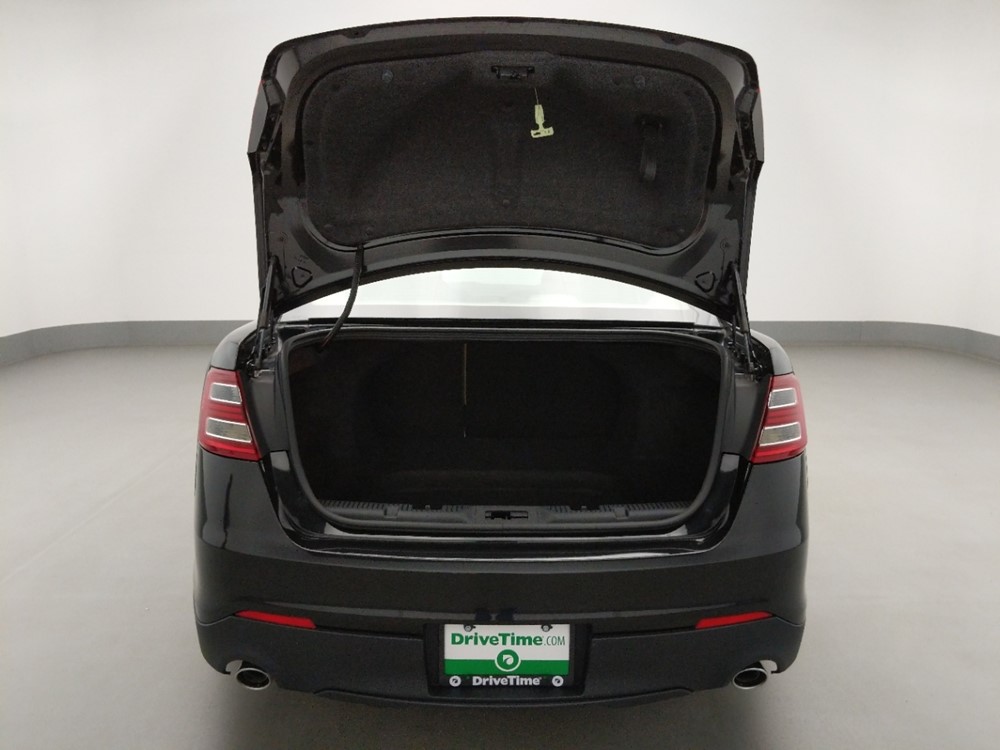 2015 Ford Taurus - Trunk