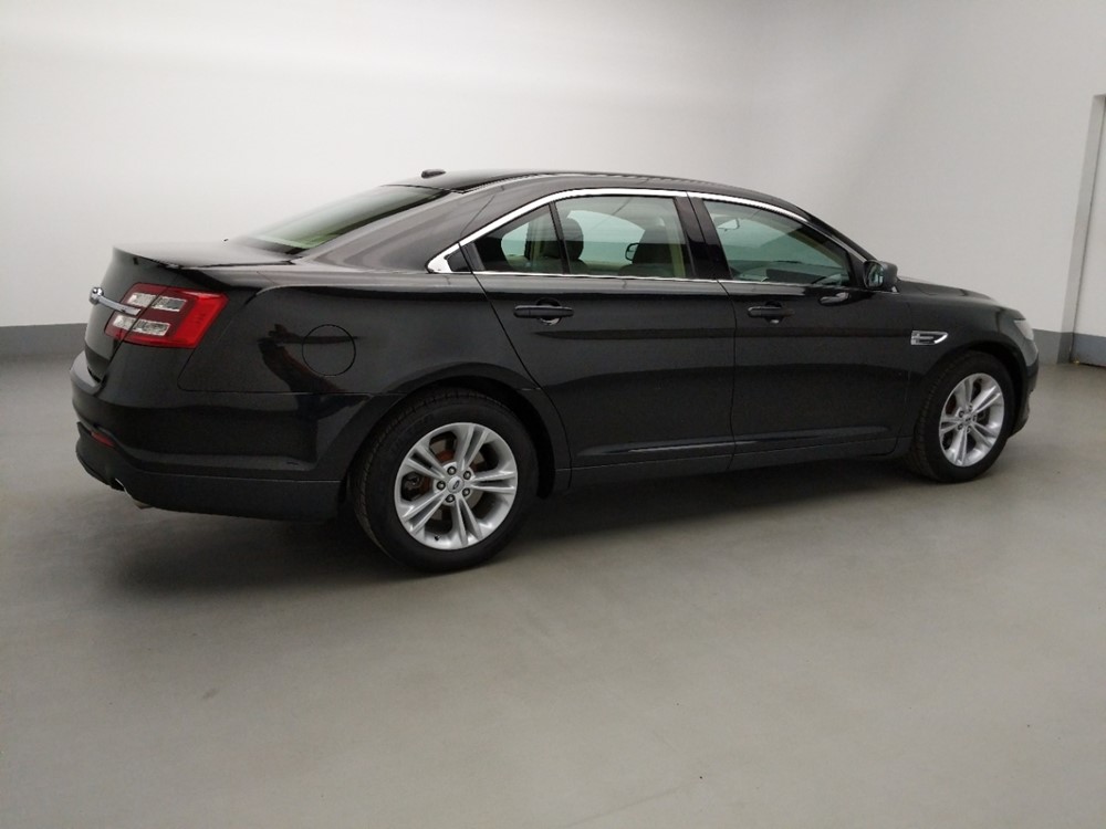 2015 Ford Taurus - Passenger Rear Side