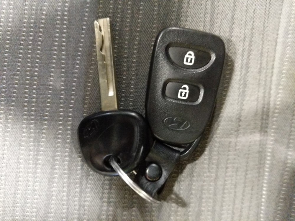 2017 Hyundai Accent - Keys