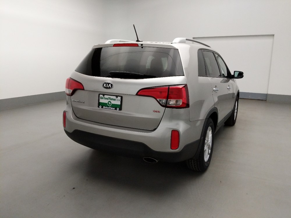 2014 Kia Sorento - Passenger Rear Trunk