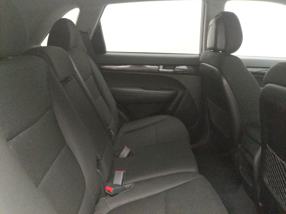 2014 Kia Sorento - Passenger Rear Seat