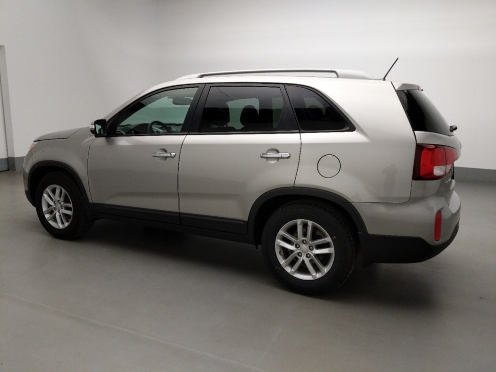 2014 Kia Sorento - Driver Rear Side