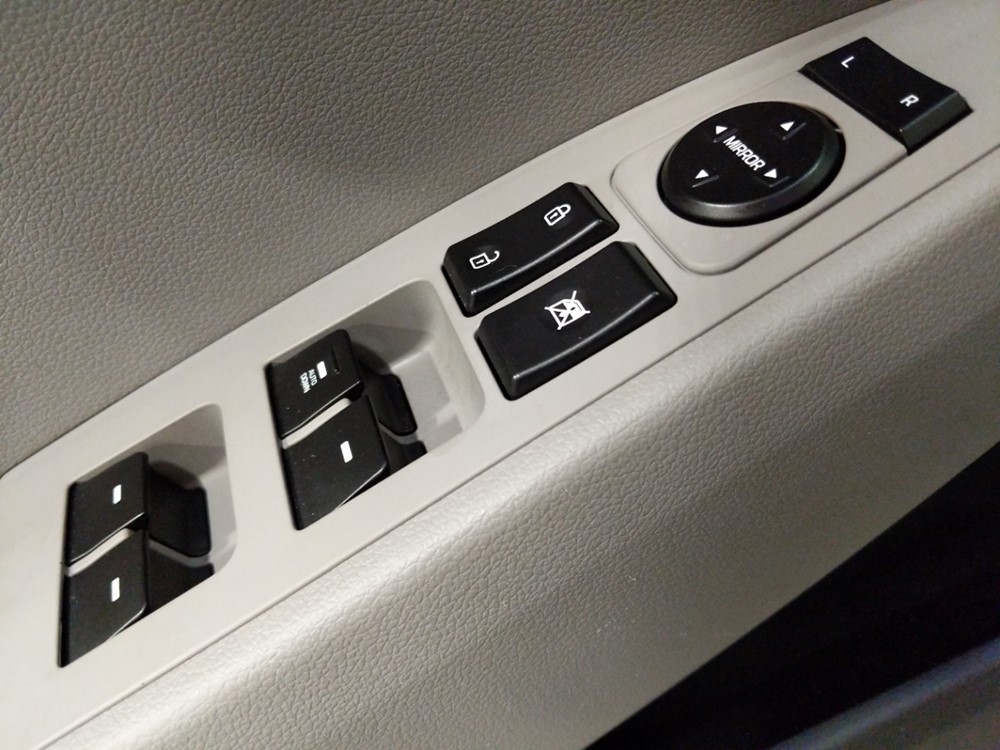 2017 Hyundai Elantra - Driver Power Windows/Lock Control