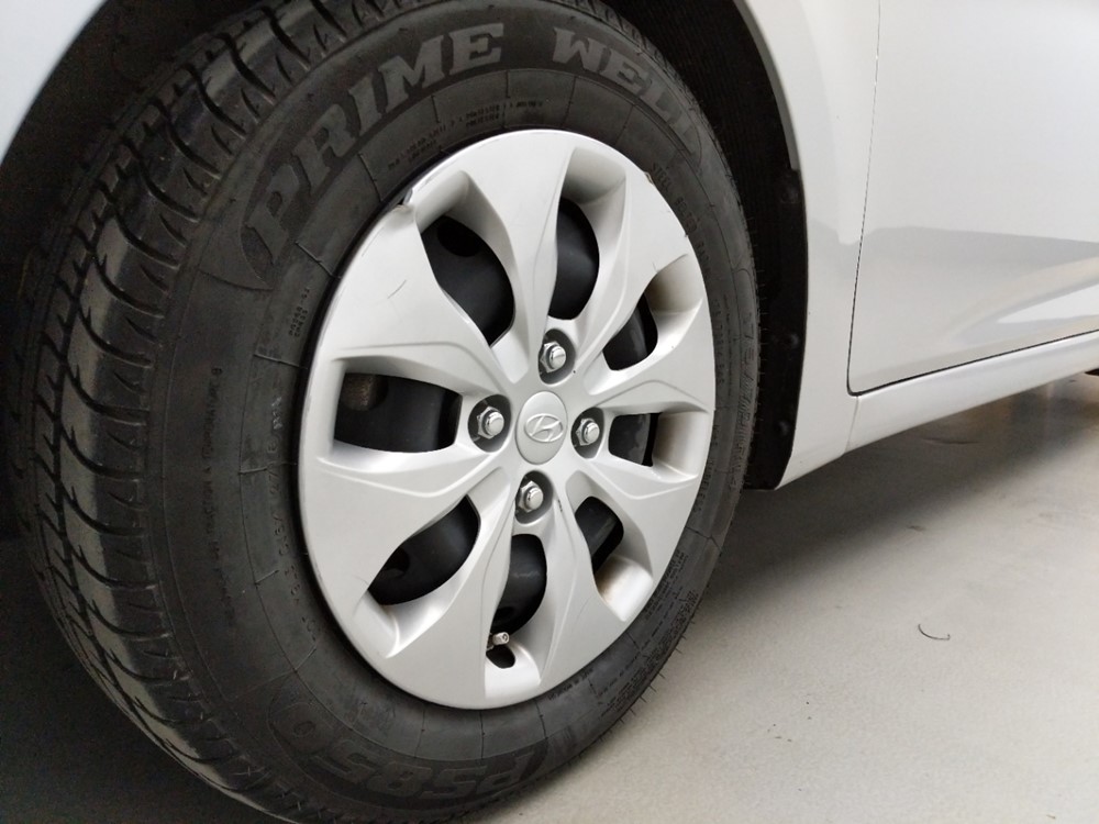 2017 Hyundai Accent - Wheel