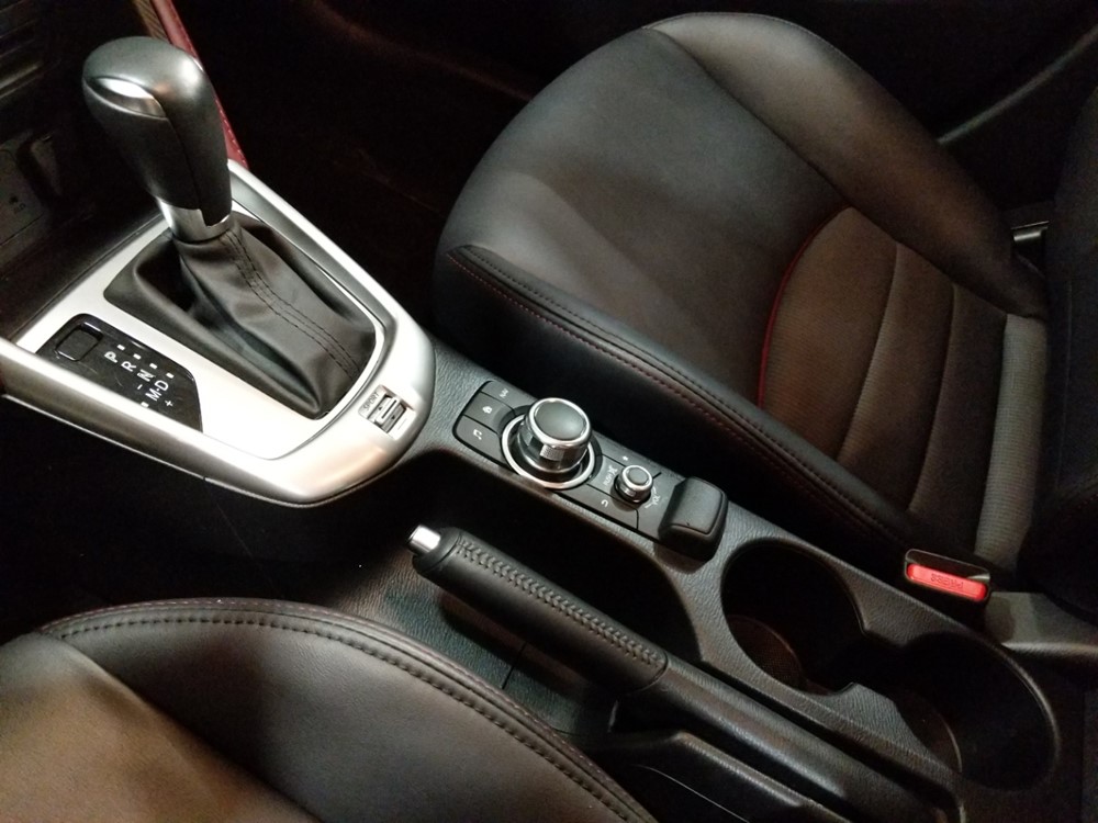 2016 Mazda CX-3 - Center Console/Cup Holders