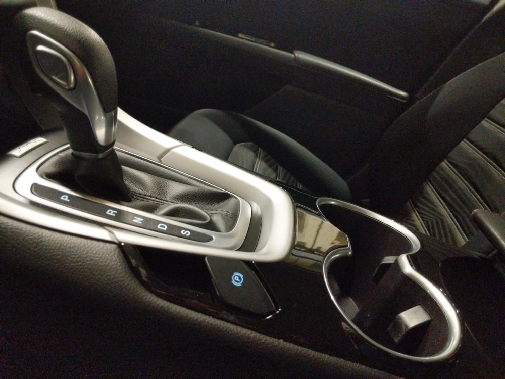 2016 Ford Fusion - Center Console/Cup Holders