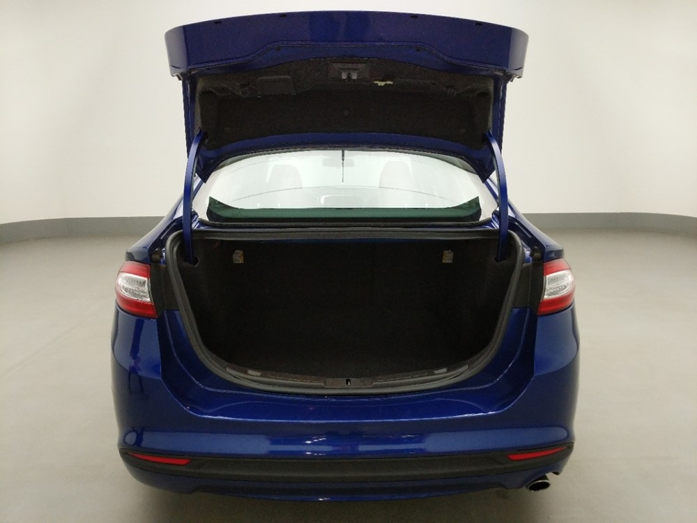 2016 Ford Fusion - Trunk