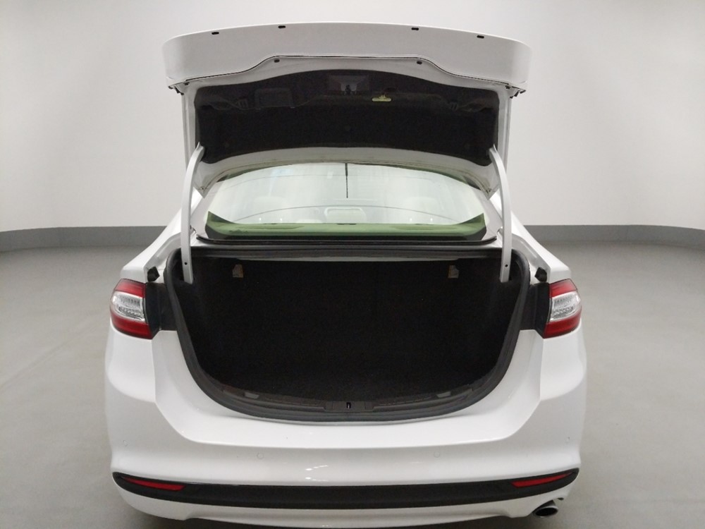 2016 Ford Fusion - Trunk
