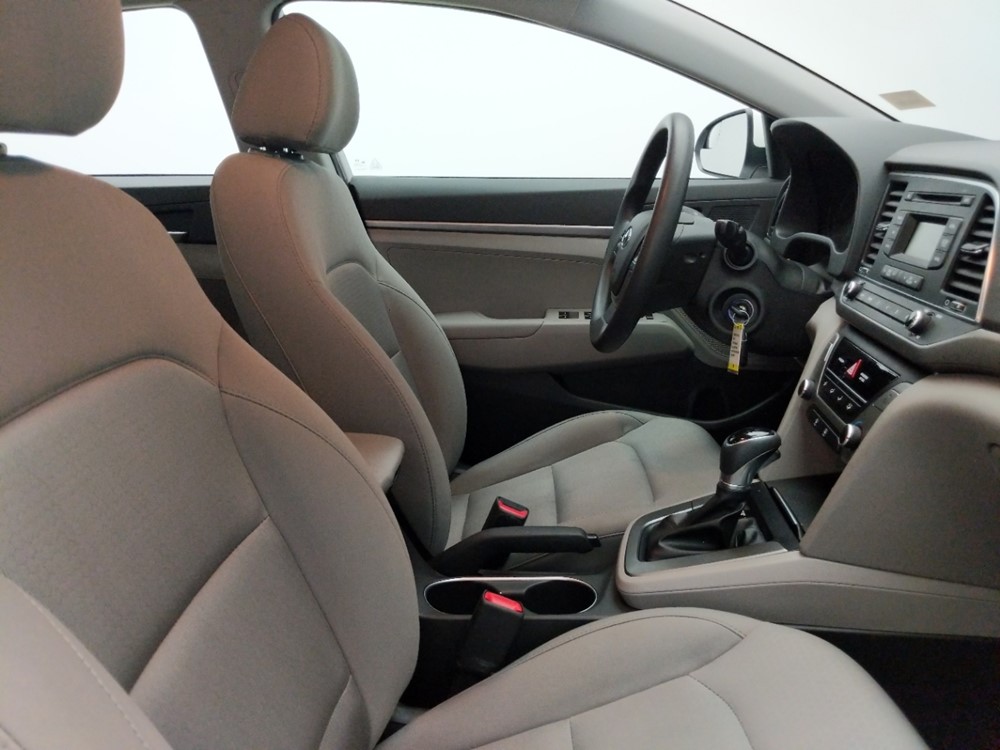 2017 Hyundai Elantra - Passenger Front Seat