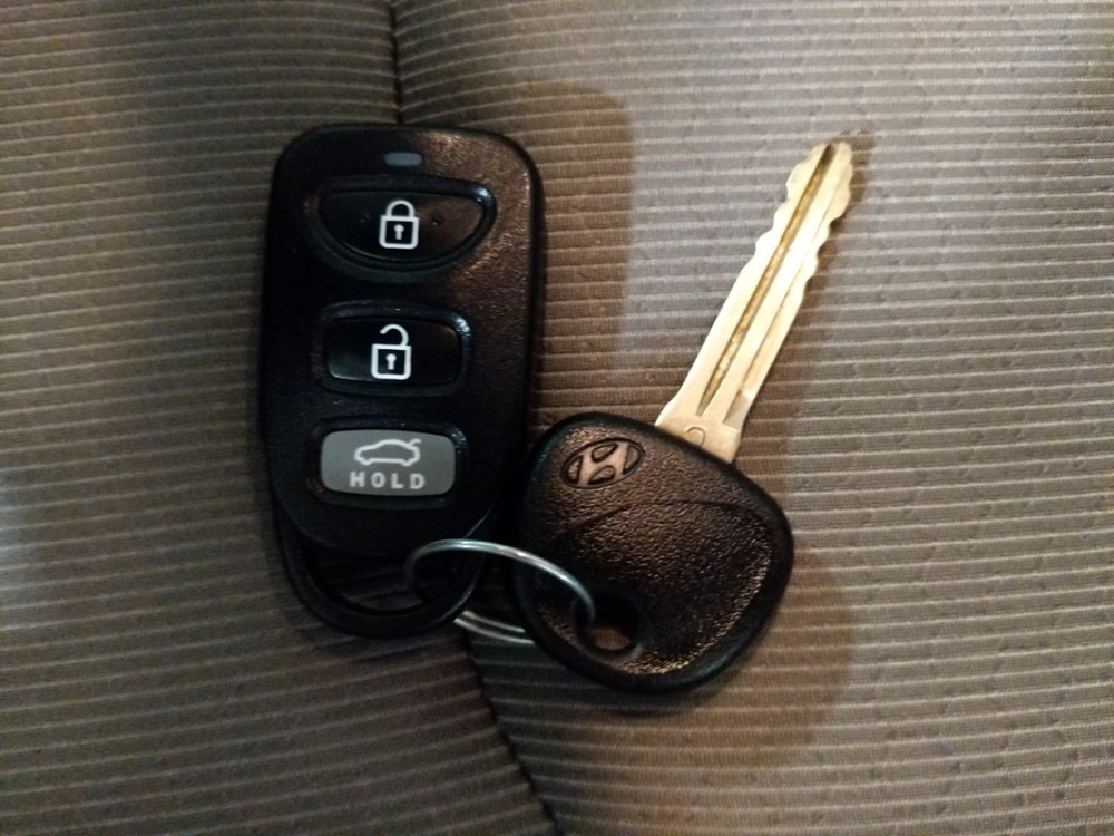 2017 Hyundai Elantra - Keys