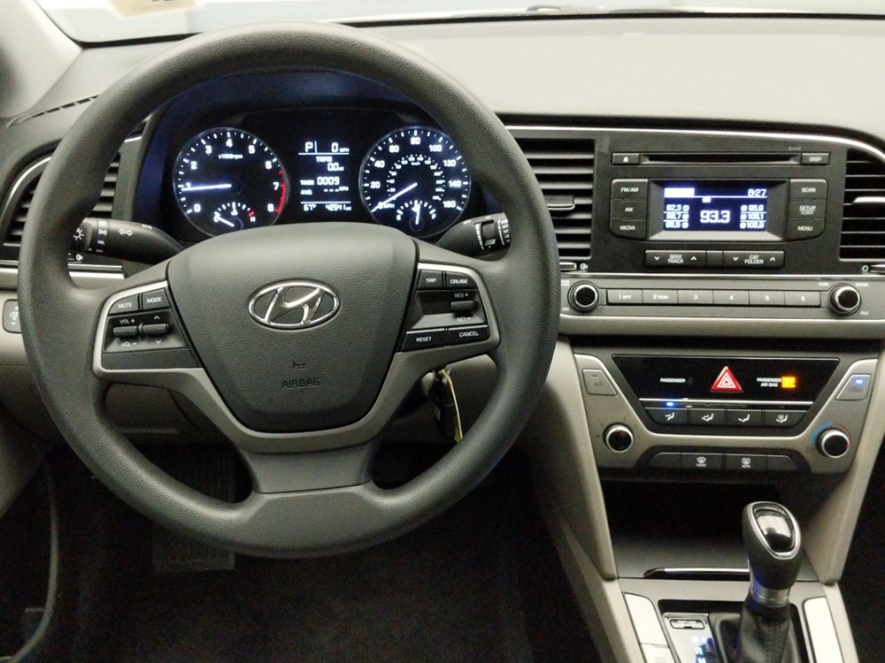 2017 Hyundai Elantra - Driver Dash