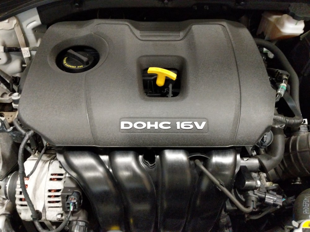 2017 Hyundai Elantra - Engine