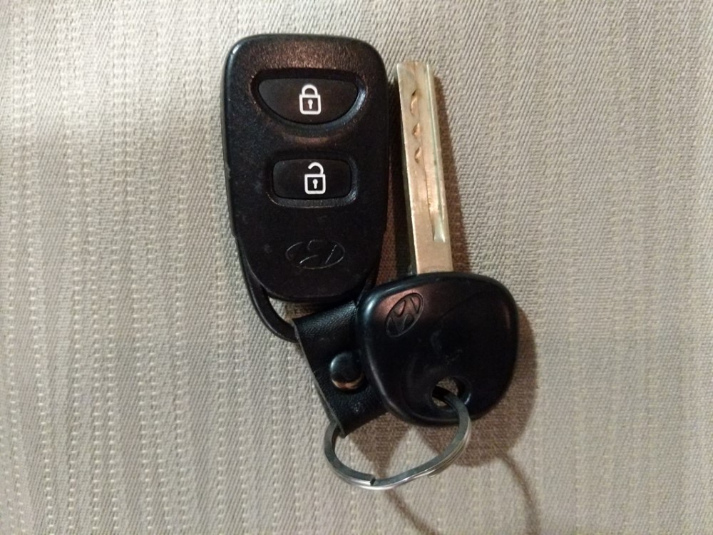 2017 Hyundai Accent - Keys