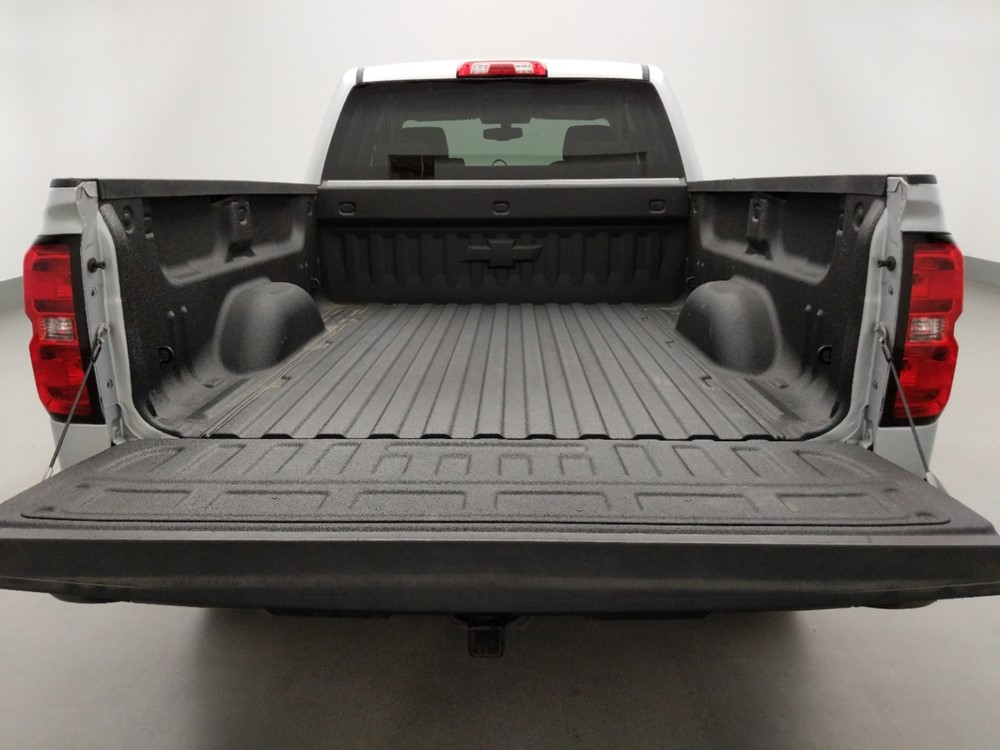 2016 Chevrolet Silverado 1500 - Trunk