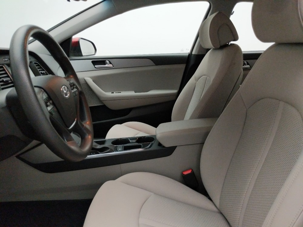 2016 Hyundai Sonata - Driver Front Seat