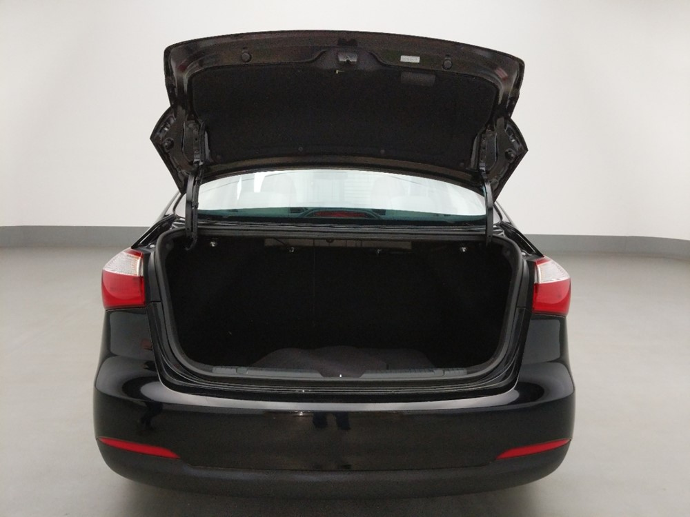 2016 Kia Forte - Trunk