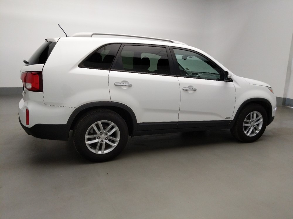 2015 Kia Sorento - Passenger Rear Side