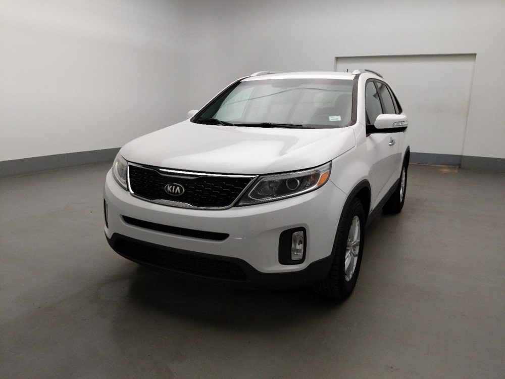 2015 Kia Sorento - Driver Front Hood