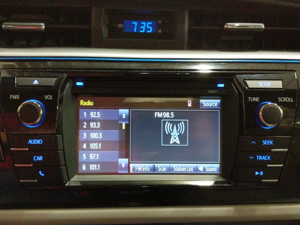 2016 Toyota Corolla - Stereo Package