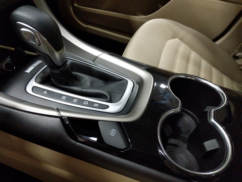 2014 Ford Fusion - Center Console/Cup Holders