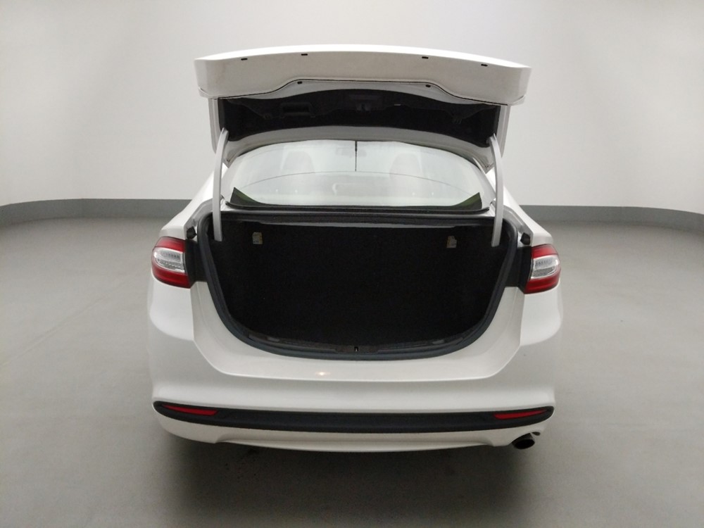 2014 Ford Fusion - Trunk