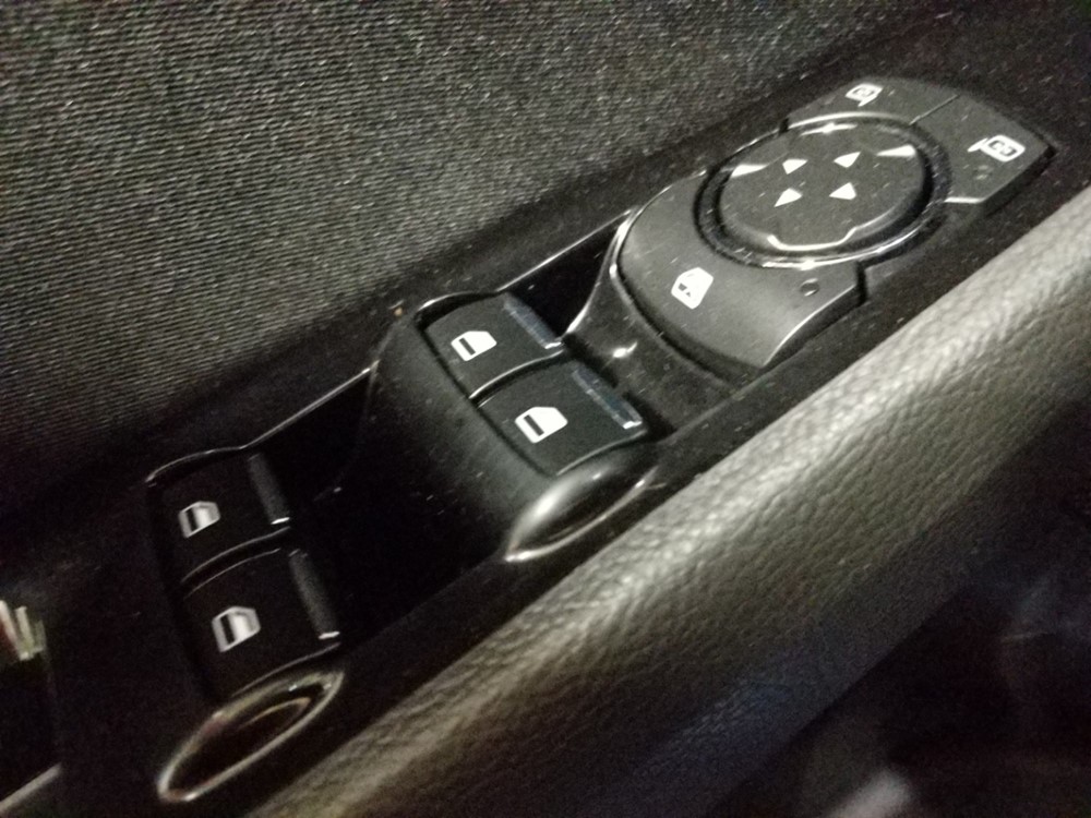 2016 Ford Fusion - VIN Plate