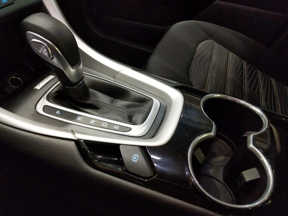 2016 Ford Fusion - Center Console/Cup Holders