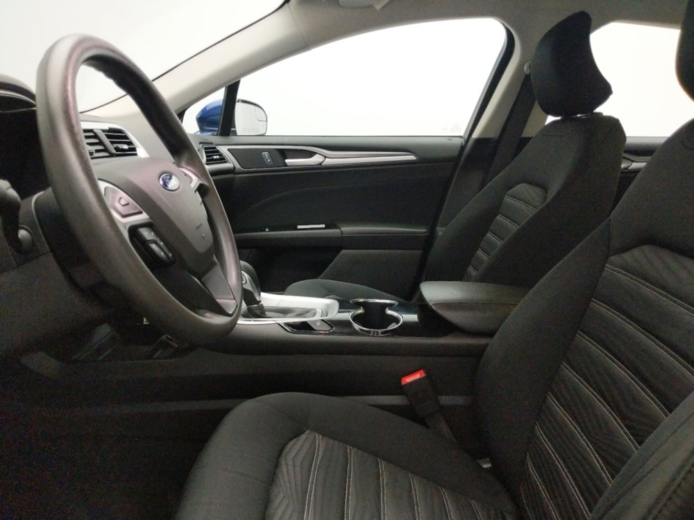2016 Ford Fusion - Driver Front Seat