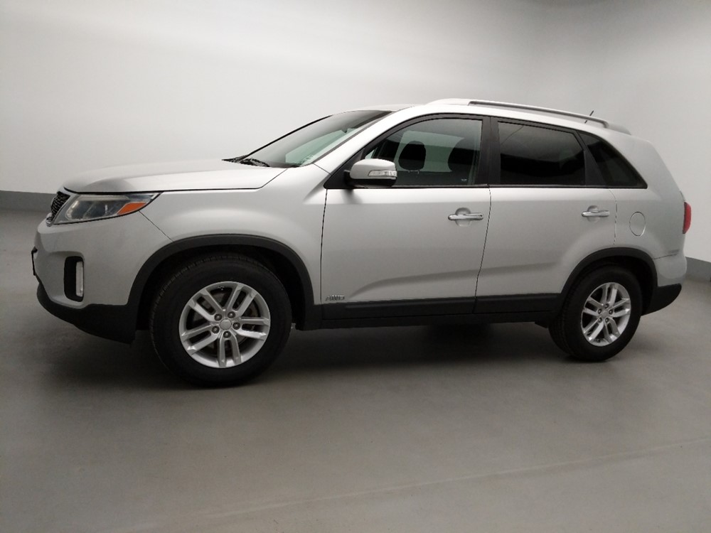 2014 Kia Sorento - Driver Front Side