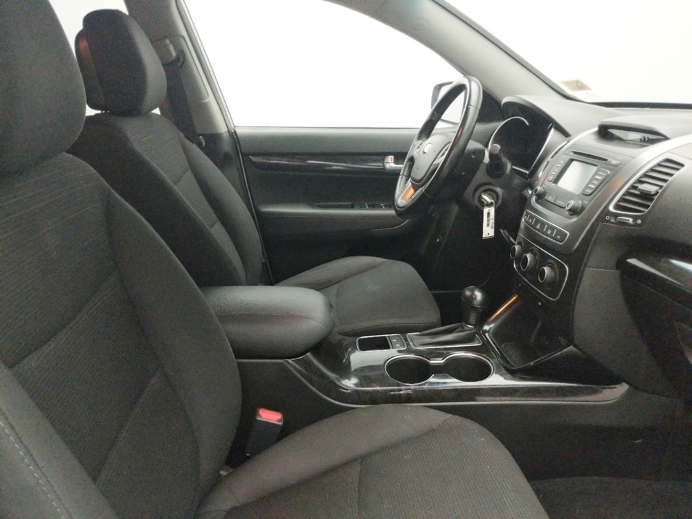 2014 Kia Sorento - Passenger Front Seat